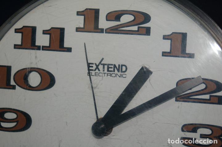 Vintage: Reloj de Pared Extended Electronics. - Foto 3