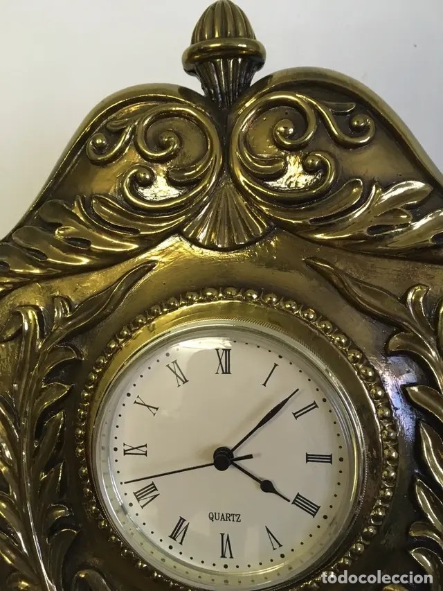 Vintage: Reloj cl&aacute;sico en bronce - Foto 3