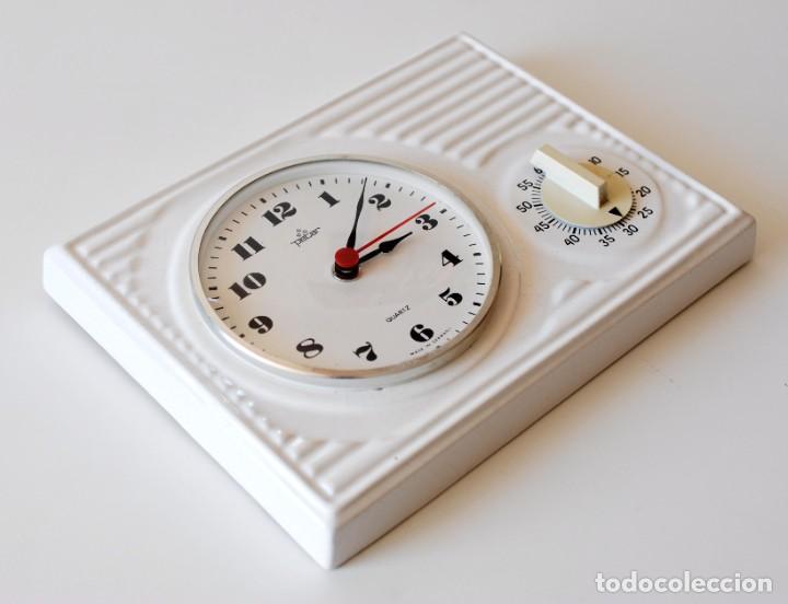 reloj vintage de pared