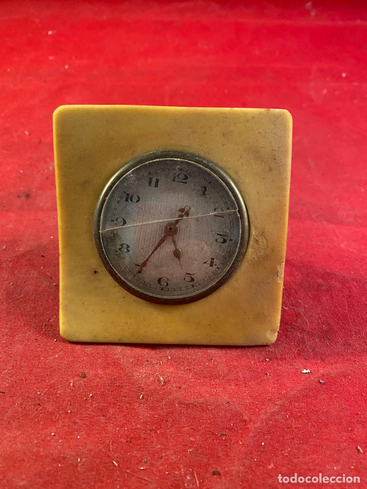 Vintage: Antiguo reloj - Foto 1