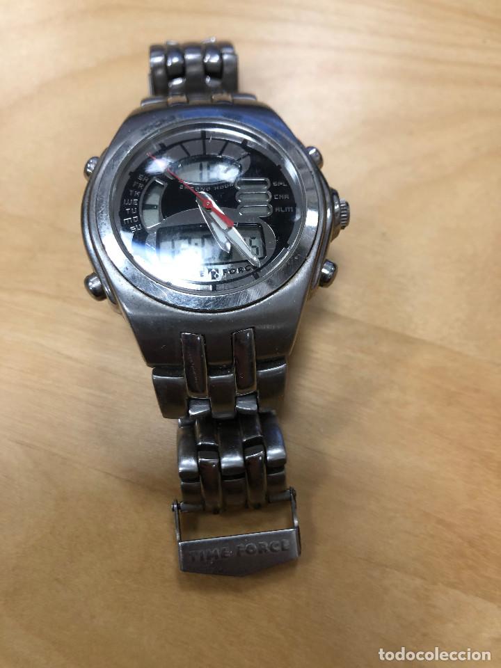 Vintage: Reloj de pulsera con pilas, Time force, funciona. - Foto 5