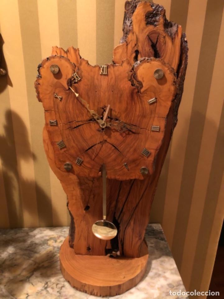 Vintage: RELOJ DE ESTILO DE MADERA. PERFECTO ESTADO. - Foto 1