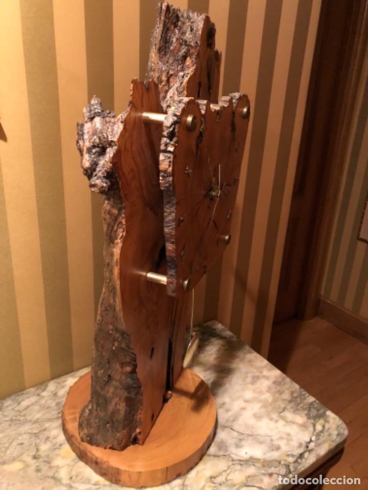 Vintage: RELOJ DE ESTILO DE MADERA. PERFECTO ESTADO. - Foto 3