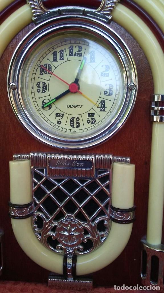 Vintage: RELOJ JUKE BAR CON LUZ - Foto 5