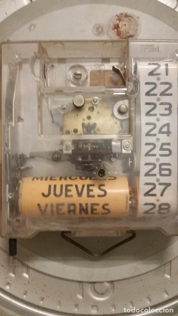 Vintage: Reloj de pared vintage marca Peter - Foto 6
