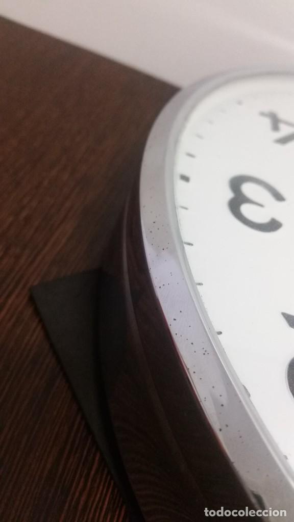 Vintage: Reloj de pared vintage marca Peter - Foto 8