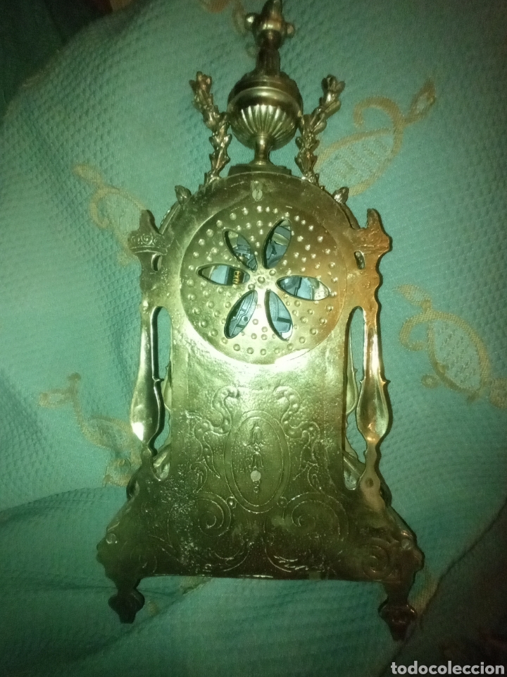 Vintage: Reloj de bronce antiguo pesado funcionando - Foto 3