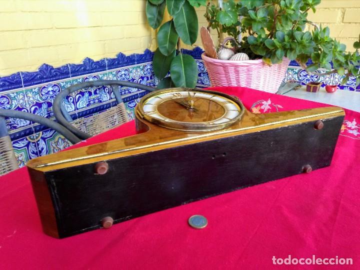 Vintage: Reloj antiguo de sobremesa - Foto 5