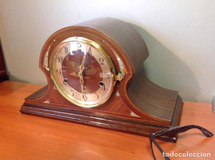Vintage: Reloj de chimenea engrasado y revisado - Foto 3