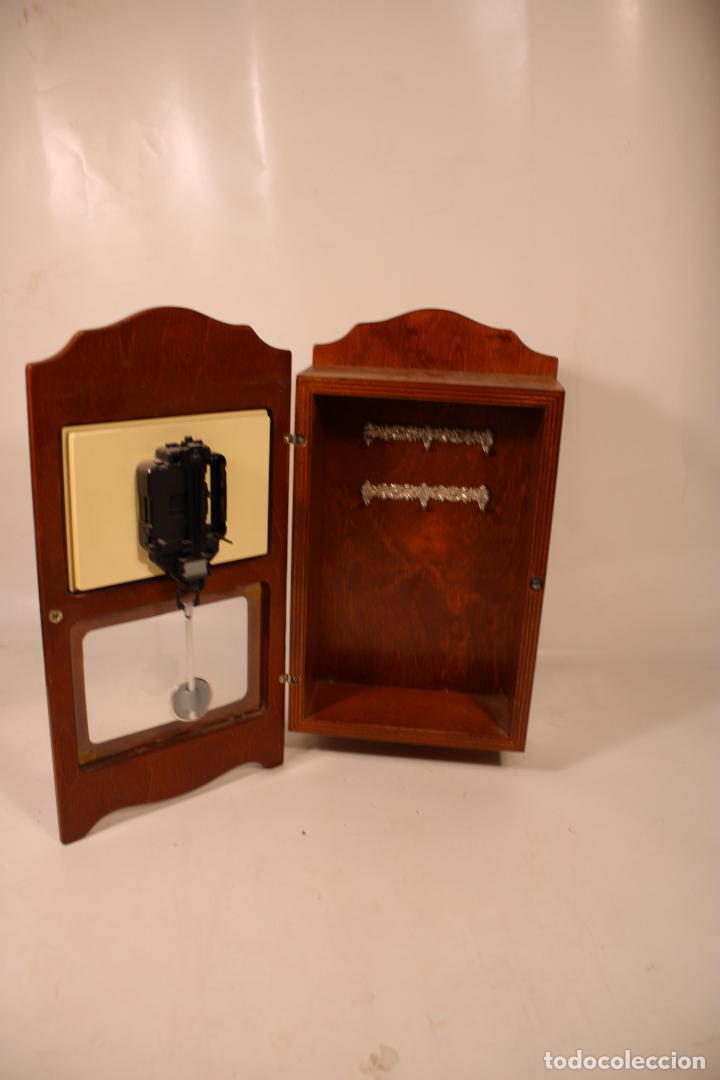 Vintage: reloj cuelgallaves de plata - Foto 10