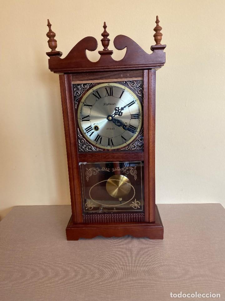 Vintage: RELOJ PARED CON P&Eacute;NDULO - Foto 2