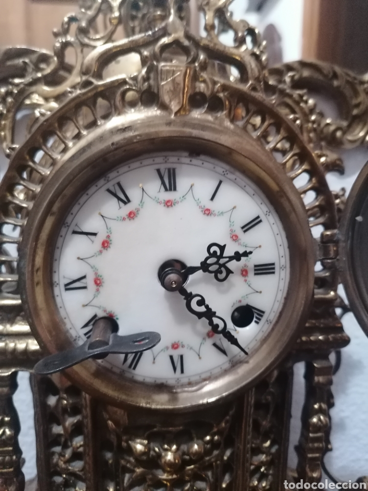 Vintage: Reloj de bronce y sonajeria - Foto 3