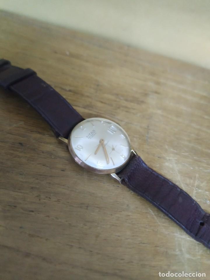 Vintage: Reloj Titan 17 rub&iacute;s - Foto 2