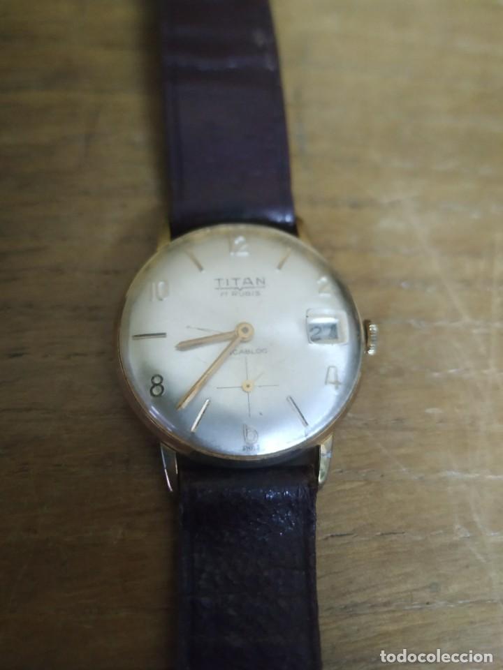 Vintage: Reloj Titan 17 rub&iacute;s - Foto 3