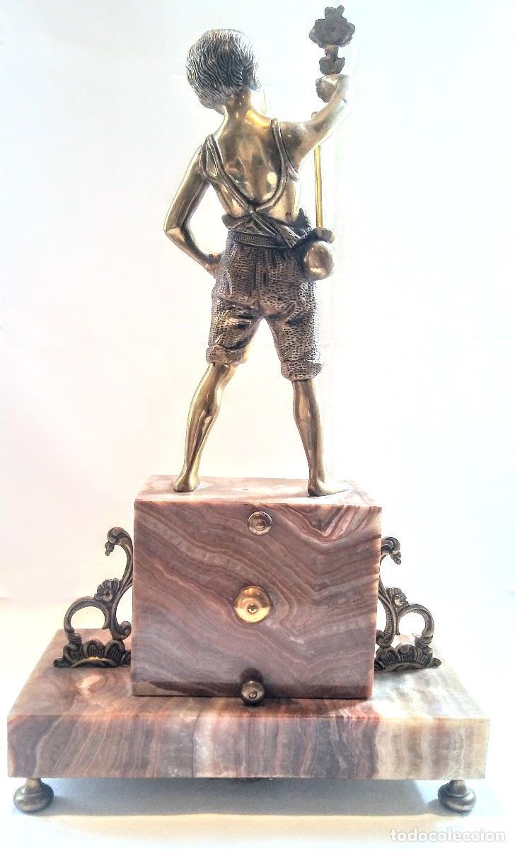 Vintage: Reloj de bronce y m&aacute;rmol - Foto 4