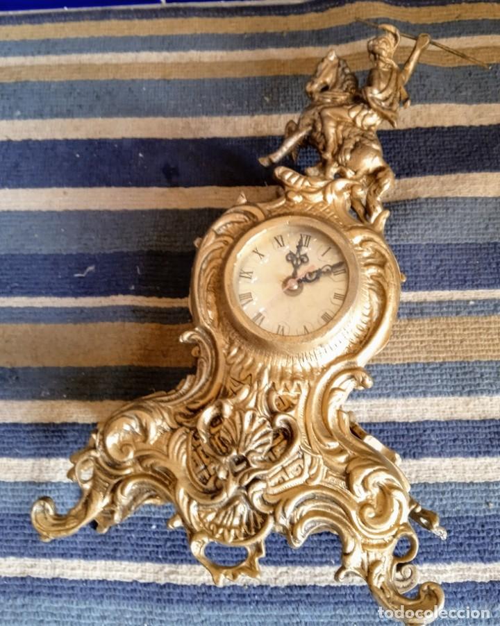 Vintage: Reloj antiguo de sobremesa de bronce - Foto 5