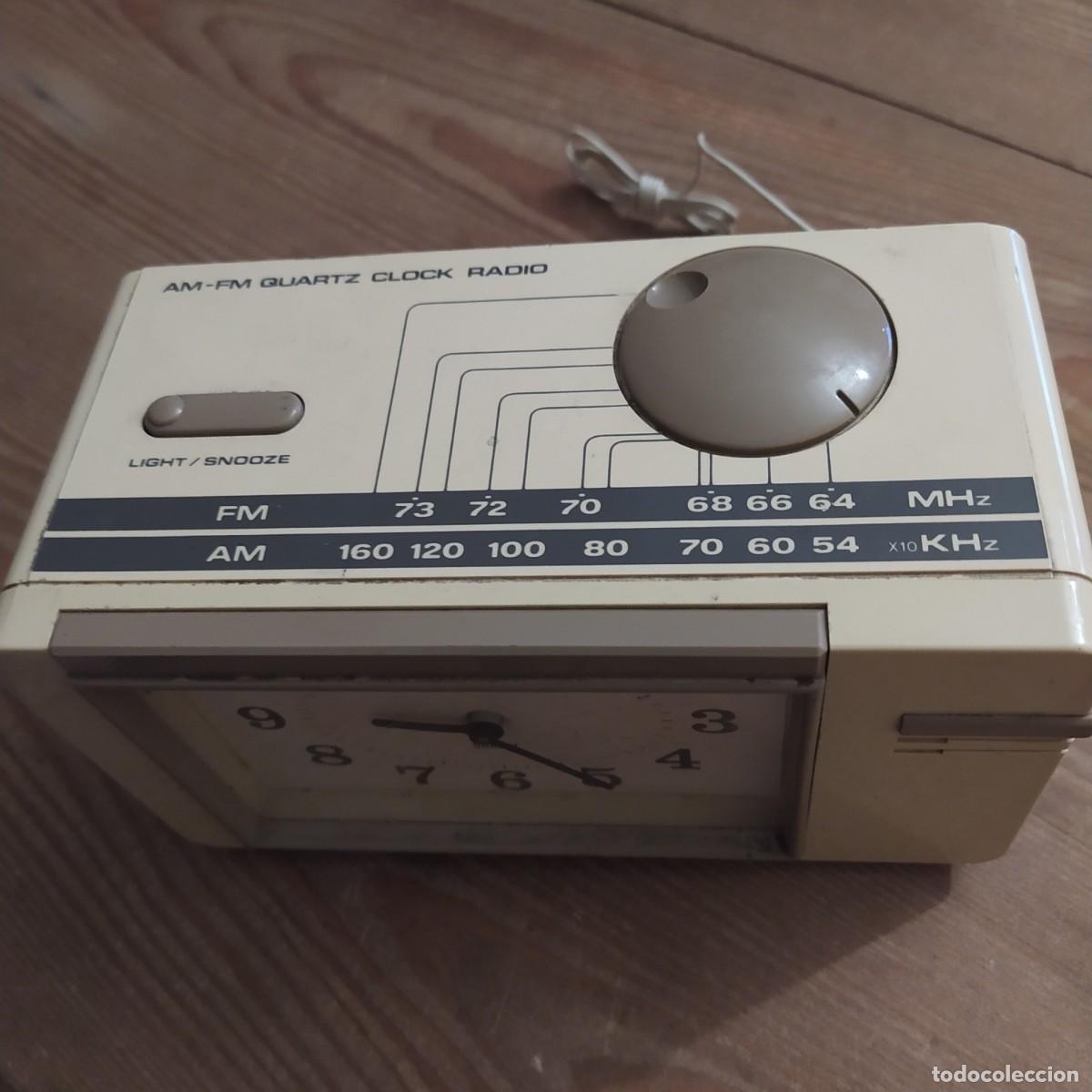 Vintage: Radio reloj vintage - Foto 2