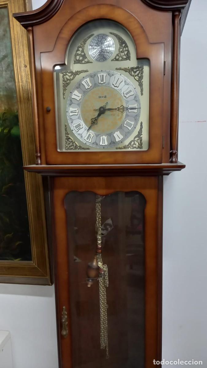 Vintage: Reloj antiguo de pared de madera - Foto 2