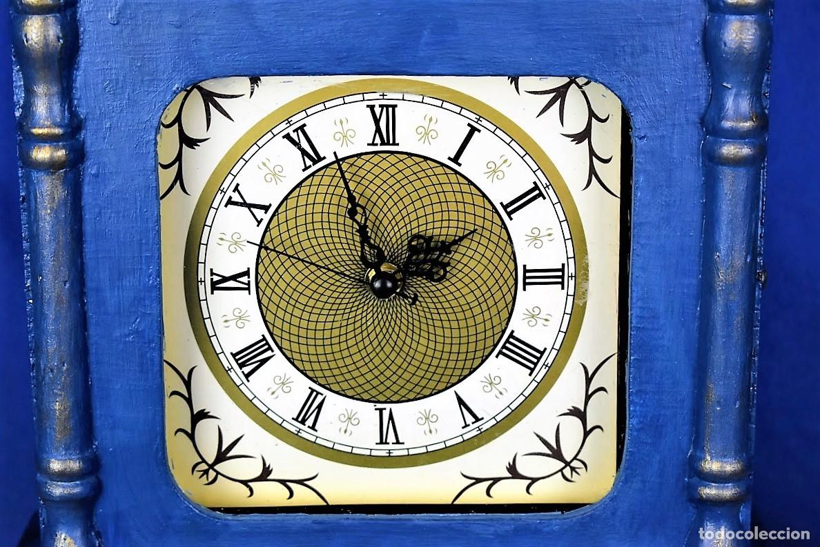 Vintage: Reloj de sobremesa en madera - Foto 3