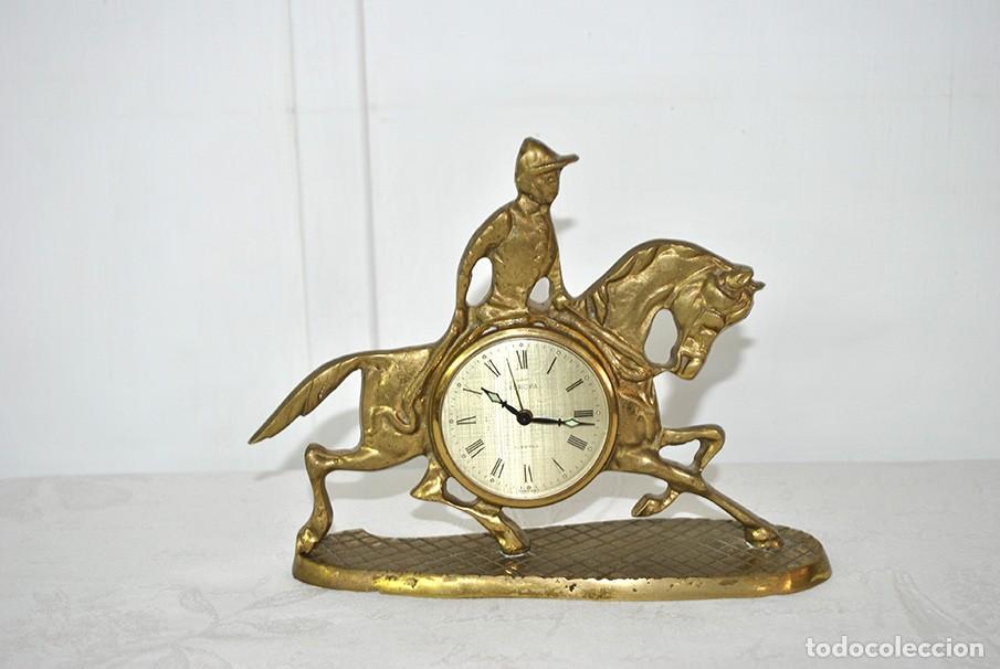 Vintage: NO FUNCIONA - RELOJ CABALLO DE BRONCE - Foto 2