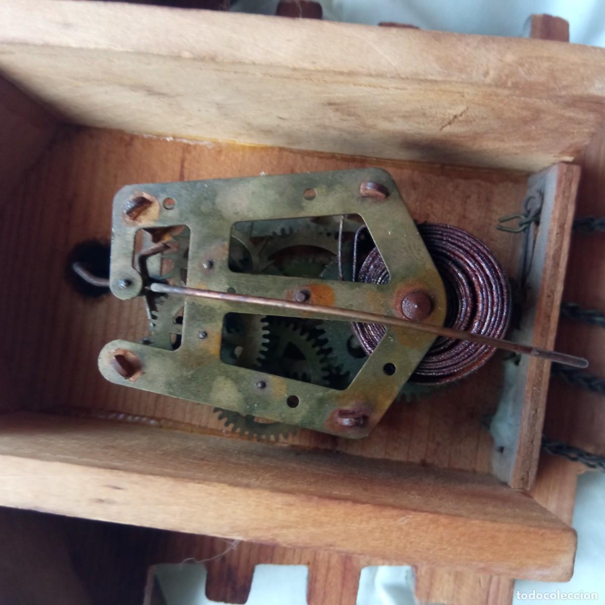 Vintage: Reloj de cucu a restaurar - Foto 8