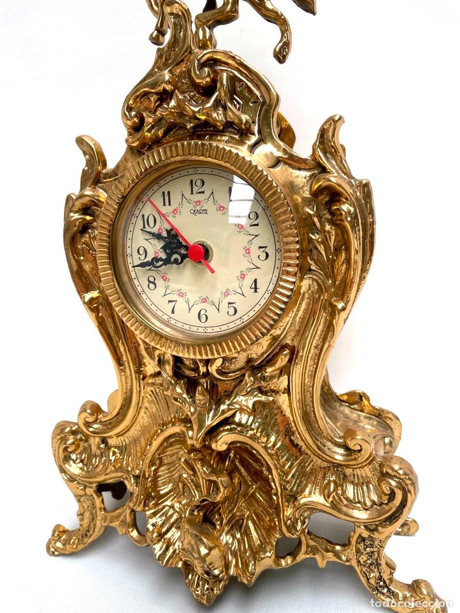 Vintage: Reloj de bronce a pilas funcionando - Foto 10