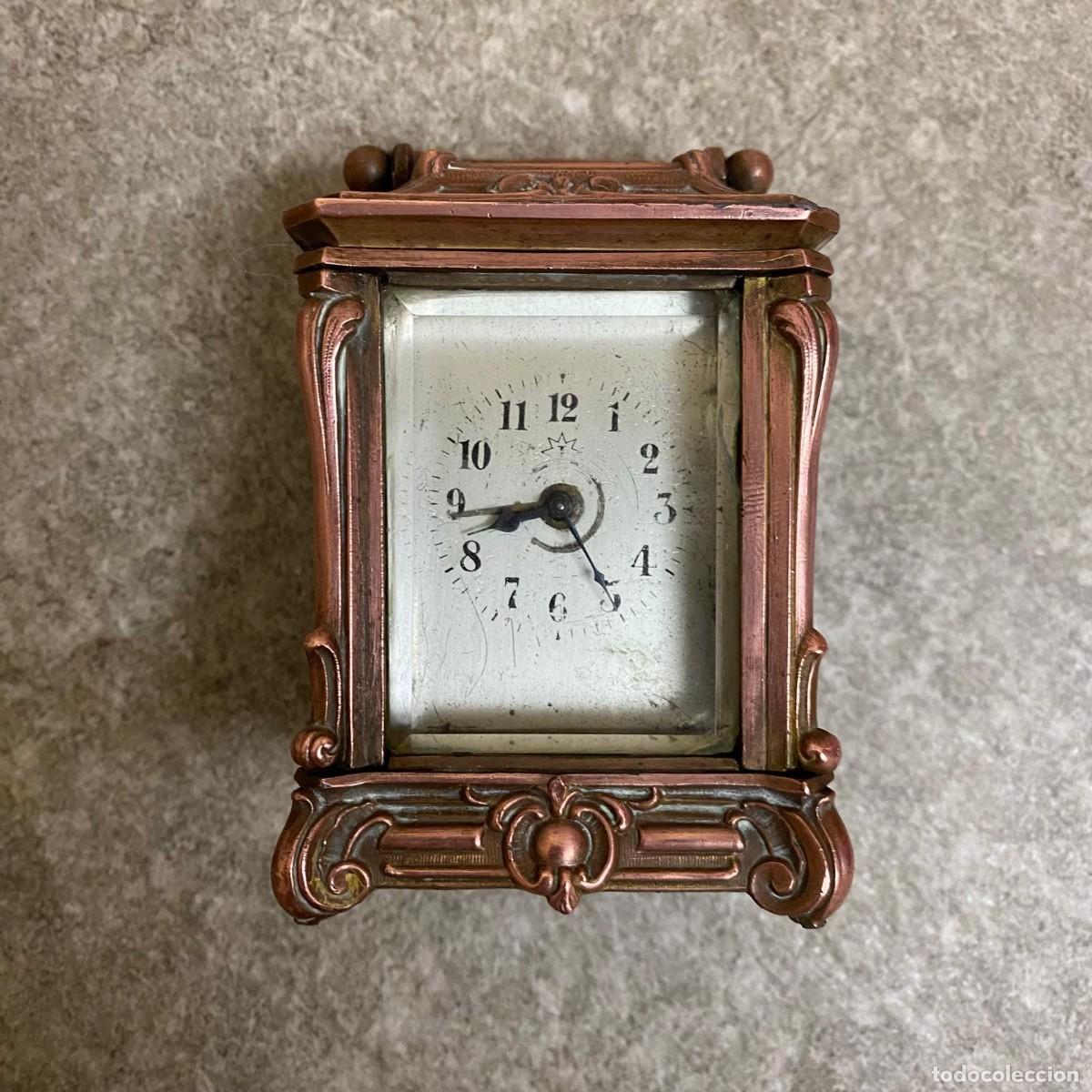 Vintage: Reloj de Bronce Cl&aacute;sico - Foto 1