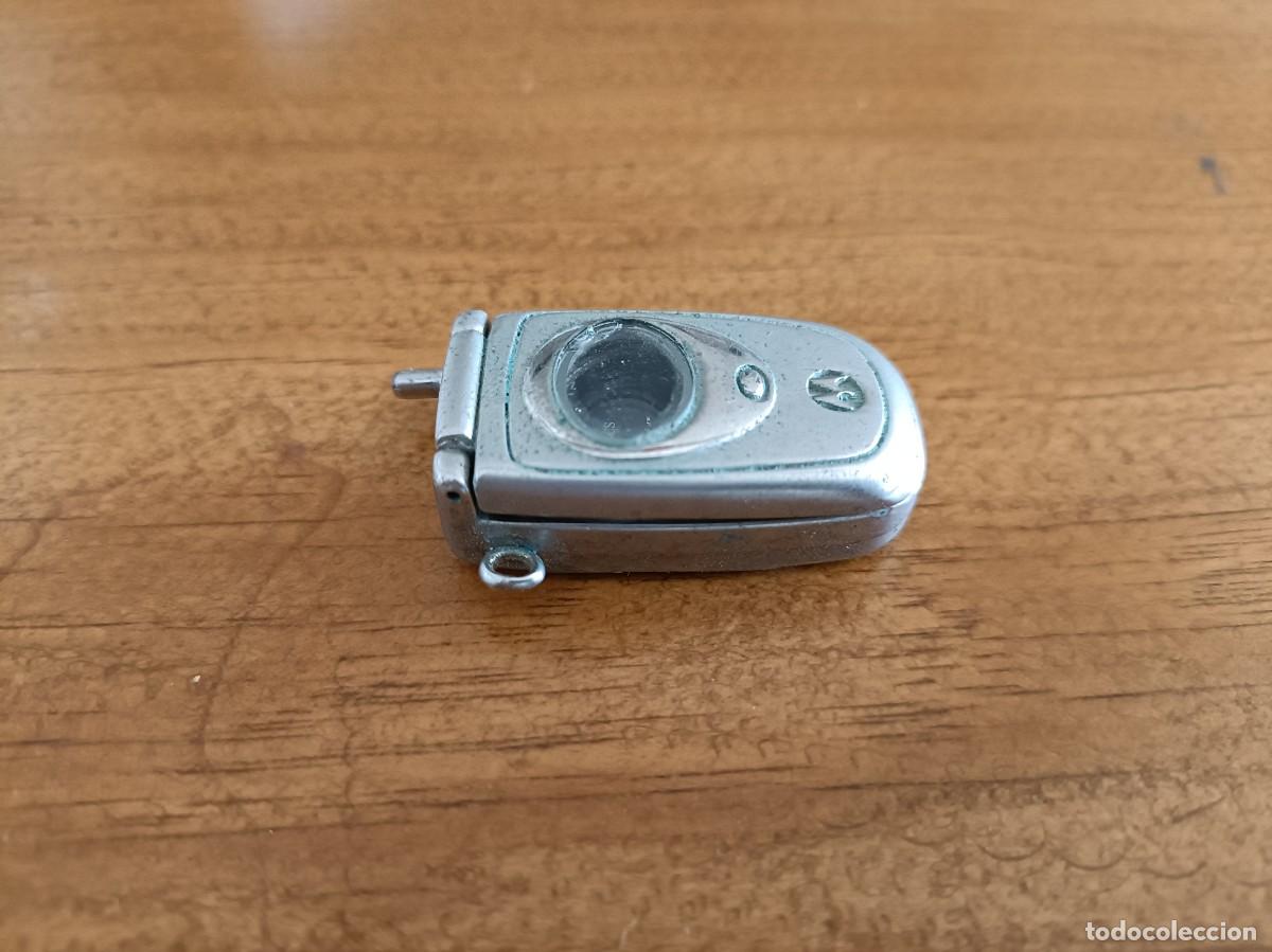 Vintage: Reloj forma m&oacute;vil Motorola funcionando - Foto 3