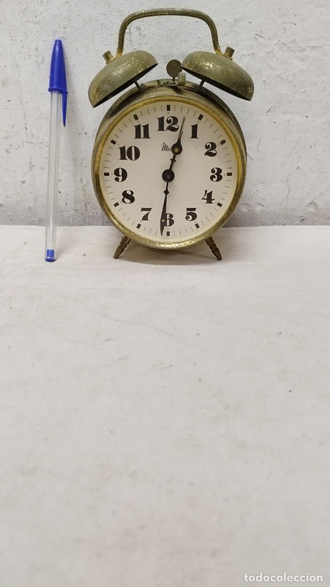 Vintage: Antiguo reloj despertador Micro - Foto 1