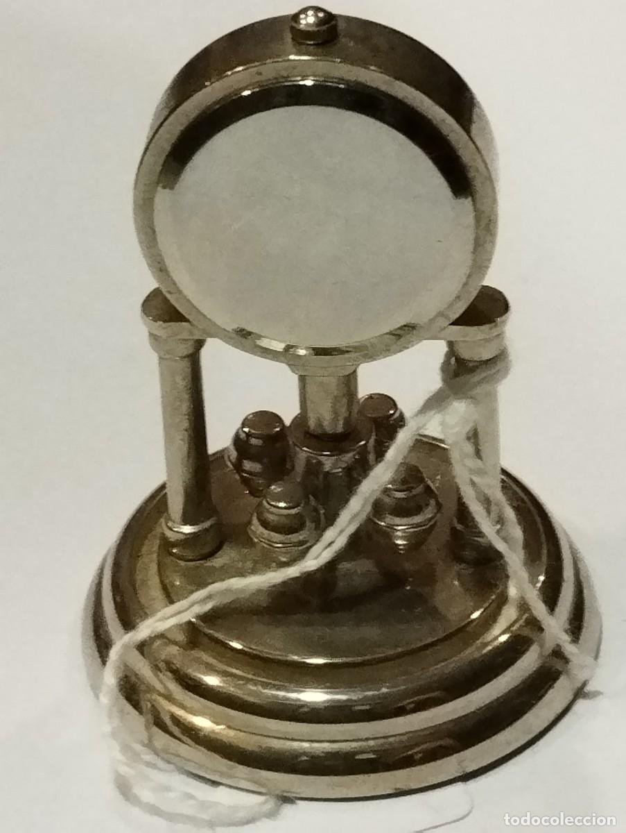 Vintage: MINI RELOJ QUARTZ &rdquo;LE TEMPS&rdquo;. FUNCIONANDO. - Foto 4