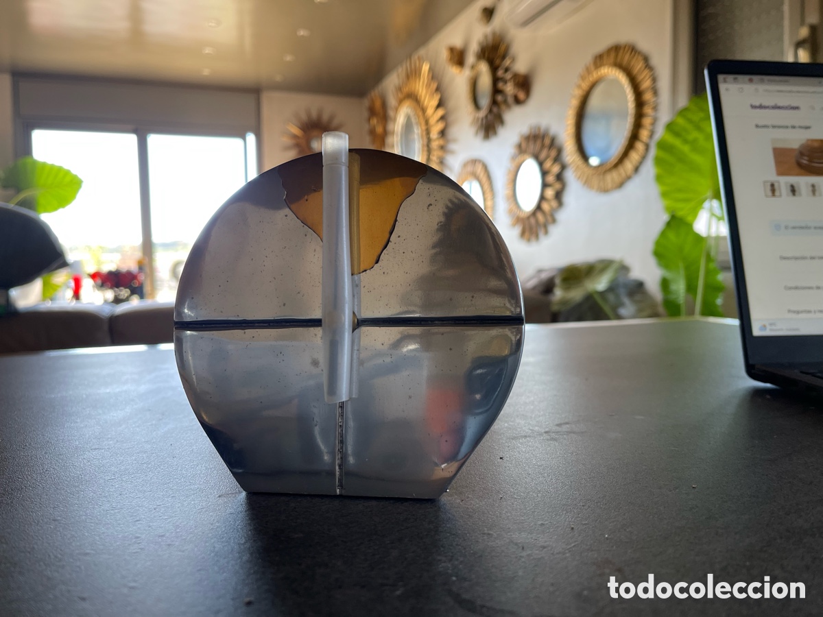 Vintage: Reloj de aluminio y lat&oacute;n tipo David Marshall - Foto 1