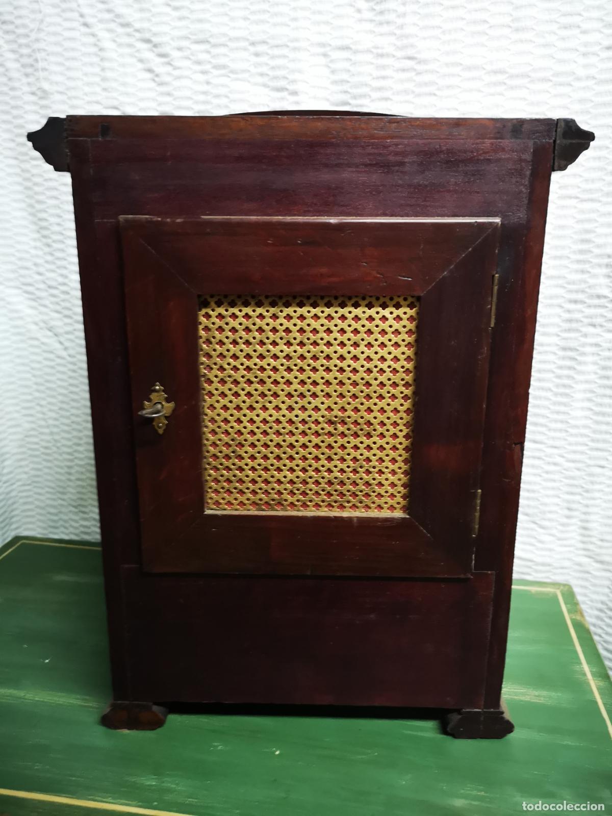 Vintage: Antiguo reloj de mesa de madera de caoba - Foto 2