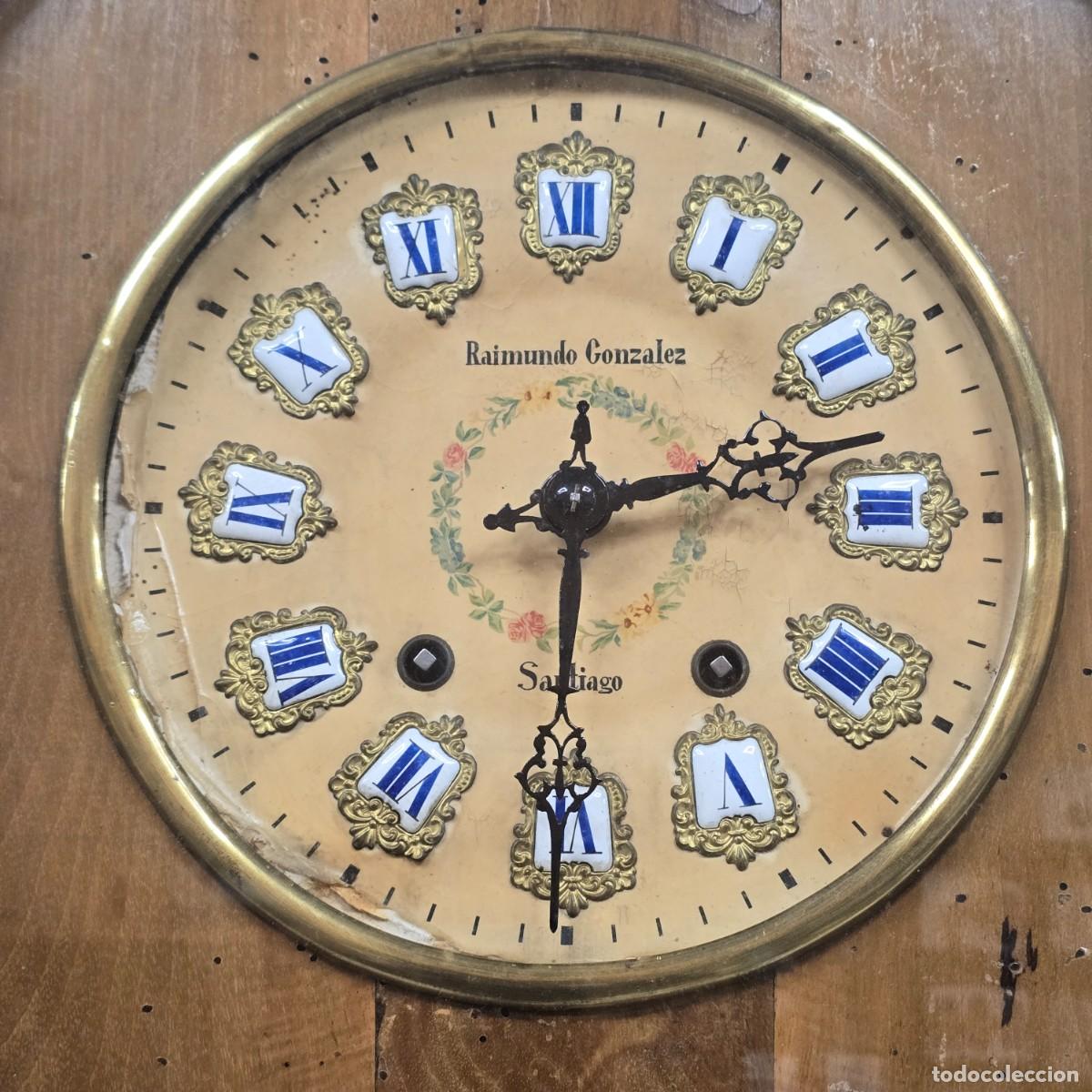 Vintage: Reloj de madera antiguo - Foto 2