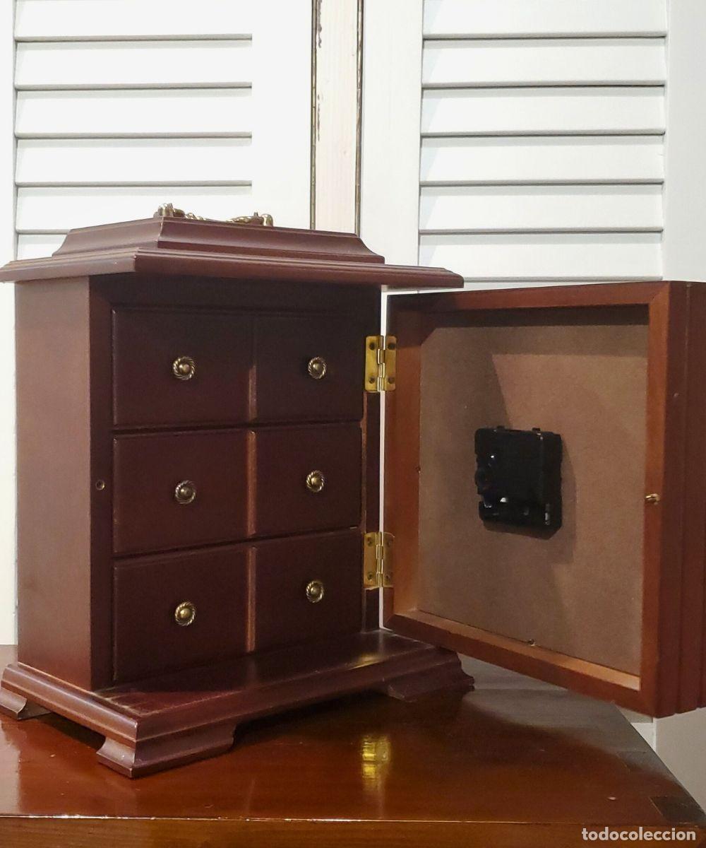 Vintage: Reloj de madera estilo Luis XV - Foto 7
