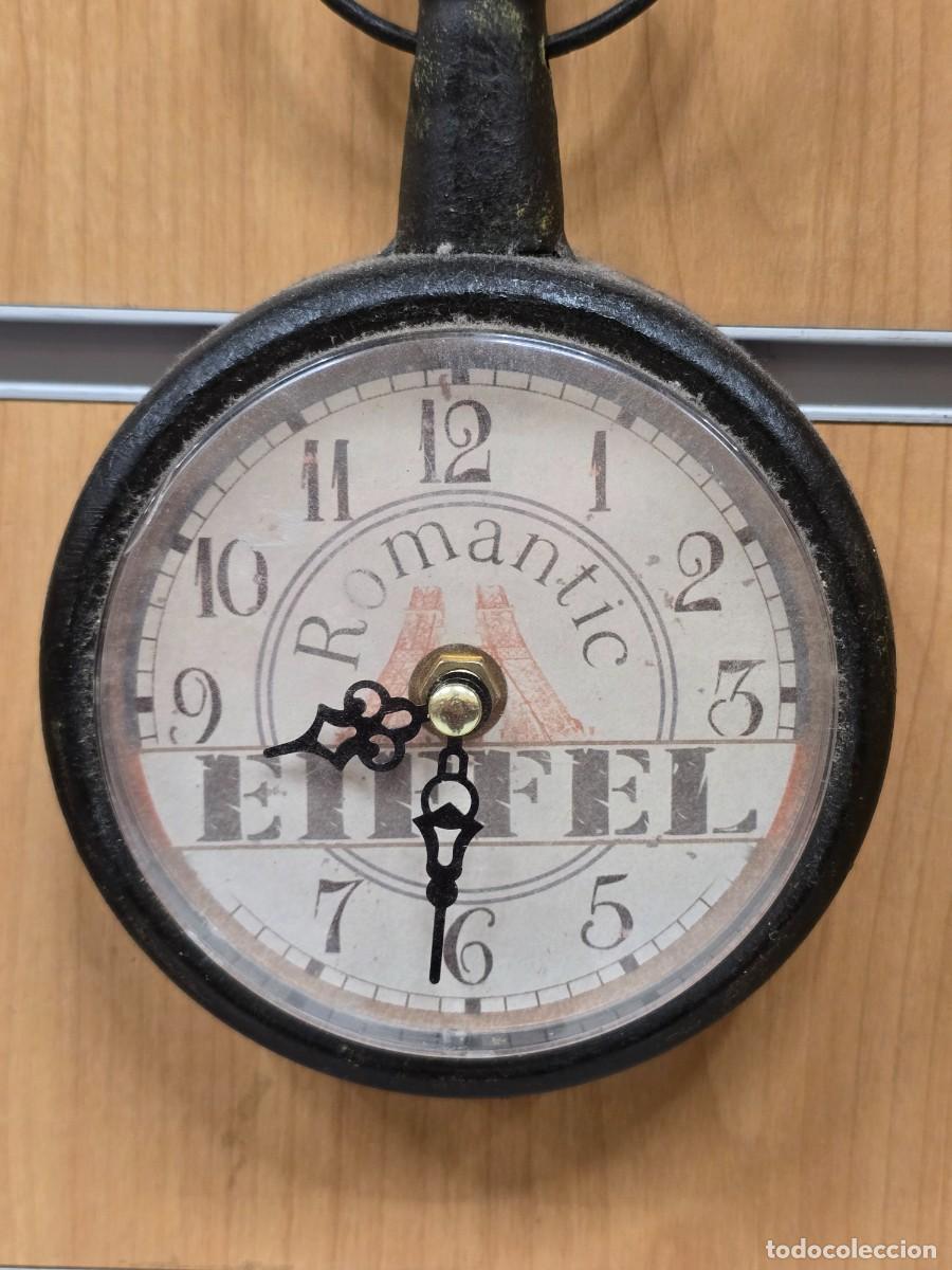 Vintage: Reloj de pared a pilas &rdquo;Romantic Eiffel&rdquo; - Foto 2