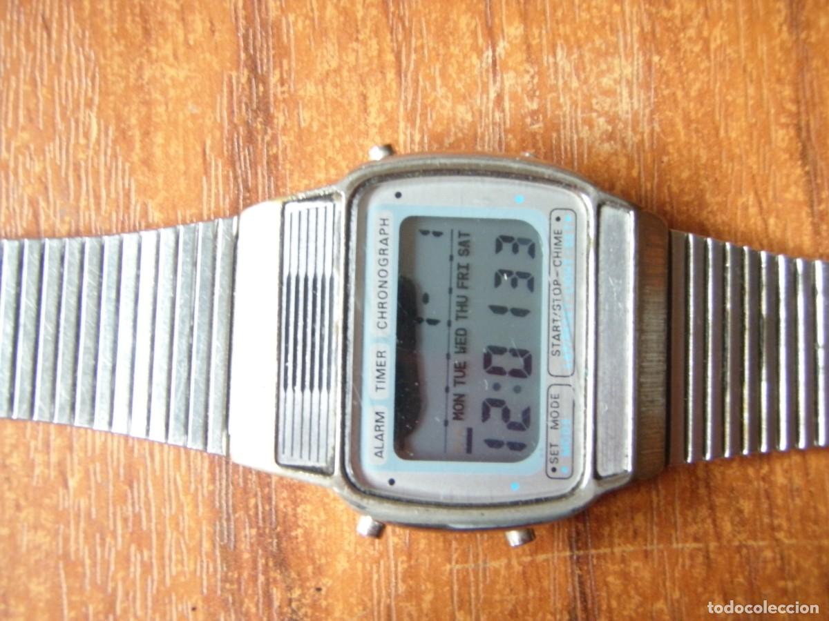 Vintage: RELOJ DIGITAL TEXAS INSTRUMENTS FUNCIONANDO UNICO!!! - Foto 2