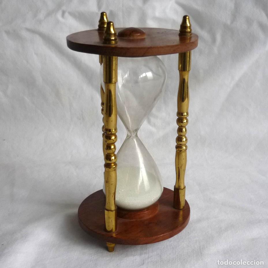 Vintage: Reloj de arena en bronce y madera - Foto 1