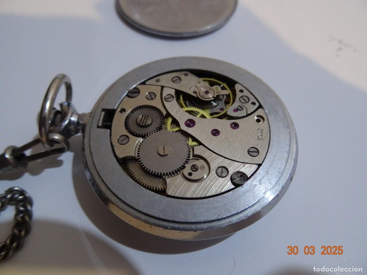 Vintage: Reloj ruso de bolsillo funcionando MOLNIJA - Foto 3