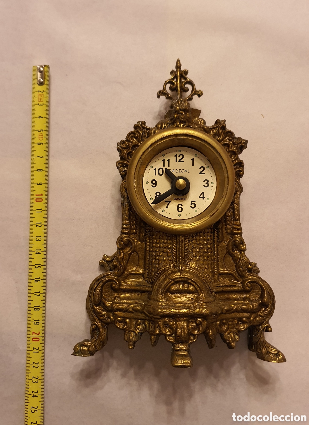 Vintage: Peque&ntilde;o reloj de lat&oacute;n - Foto 2