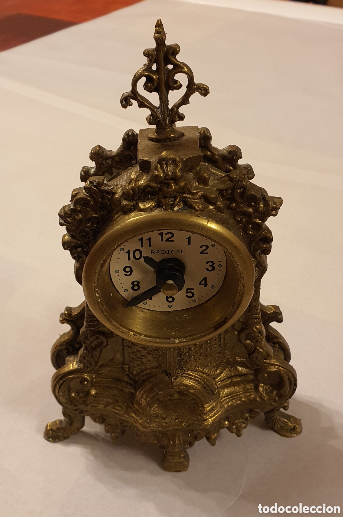 Vintage: Peque&ntilde;o reloj de lat&oacute;n - Foto 4