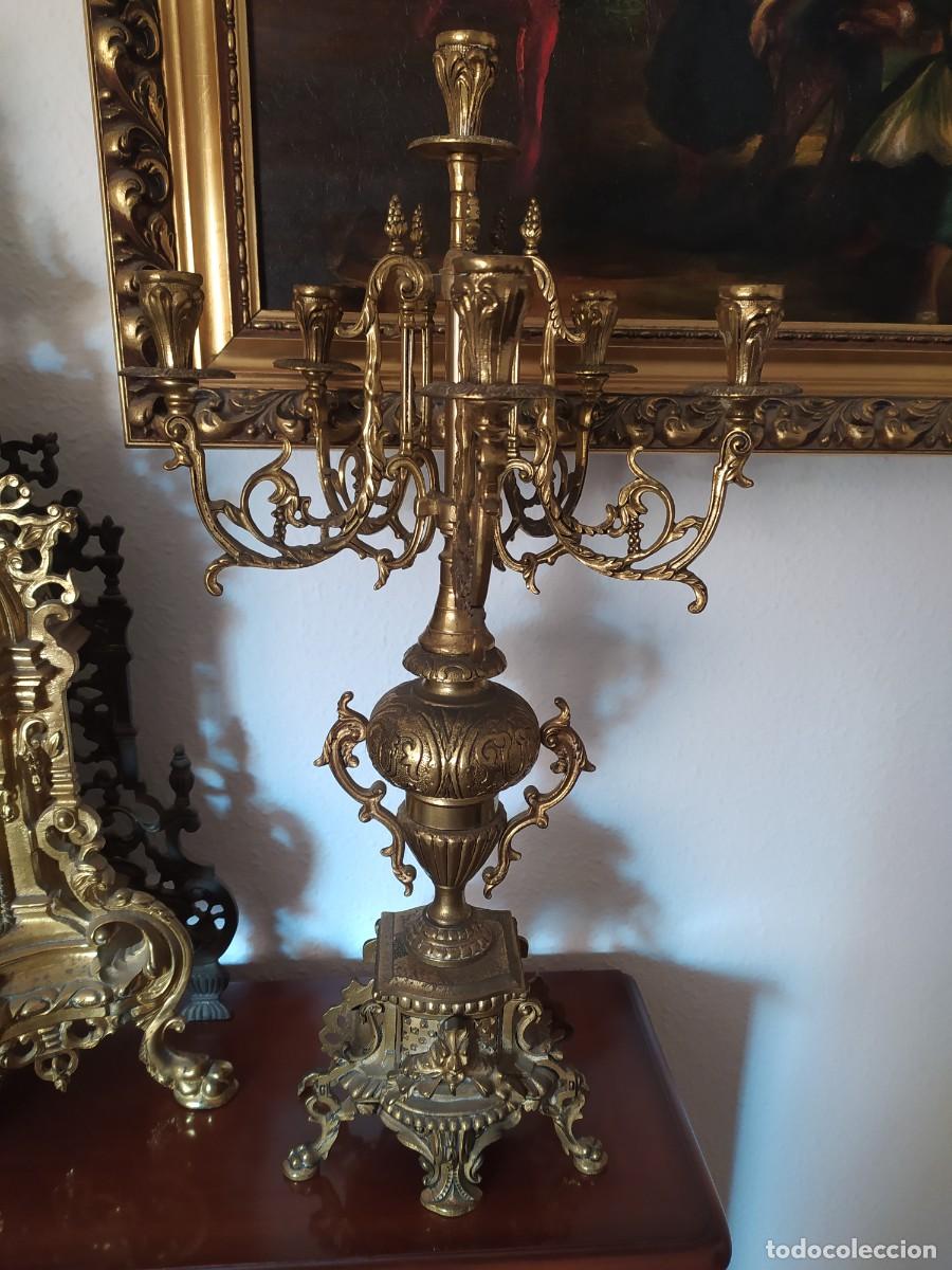Vintage: Reloj bronce con candelabros - Foto 3