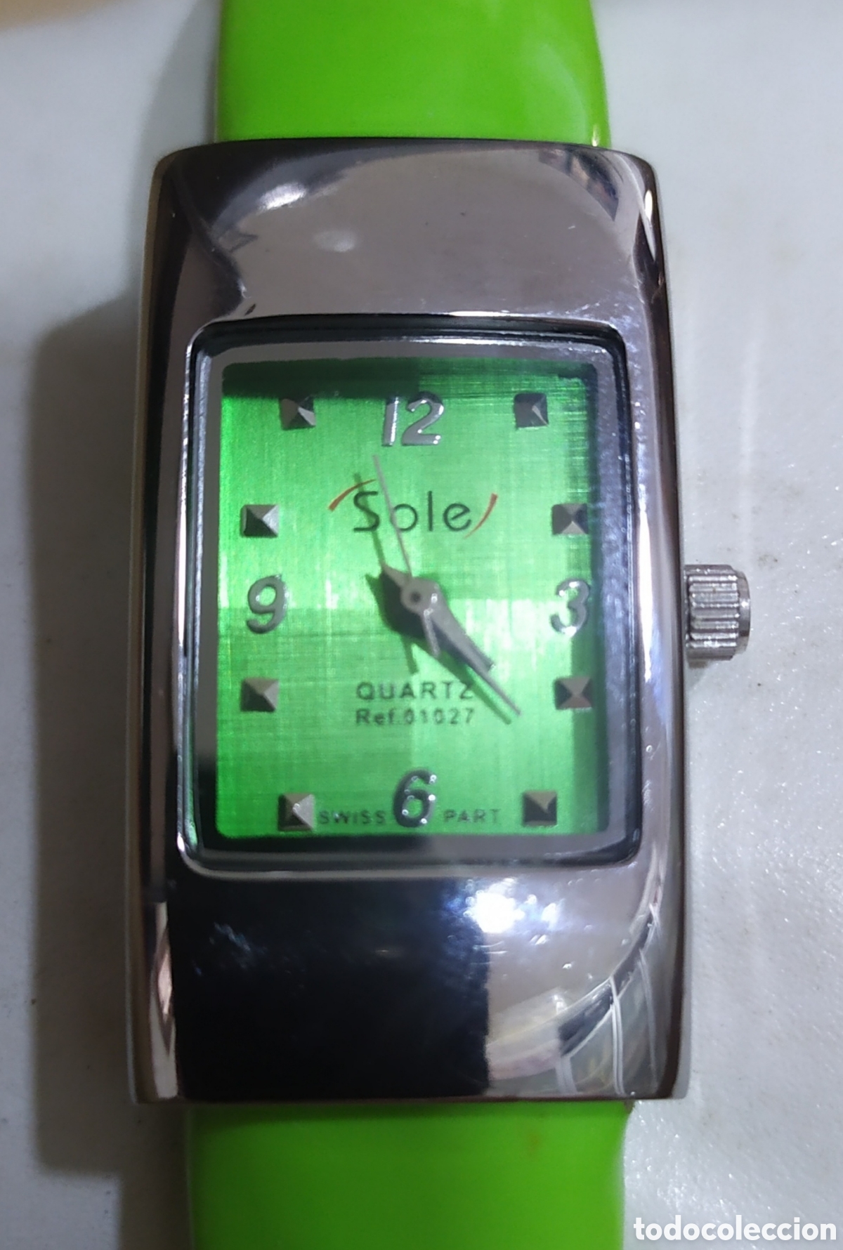 Vintage: Reloj vintage de mujer con Correa r&iacute;gida - Foto 1