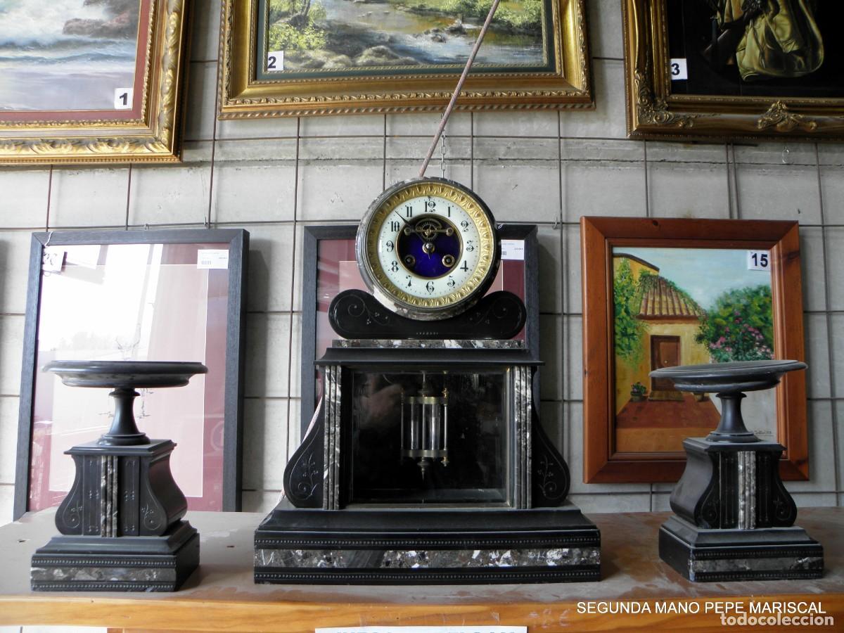 Vintage: Reloj con candelabros - Foto 1