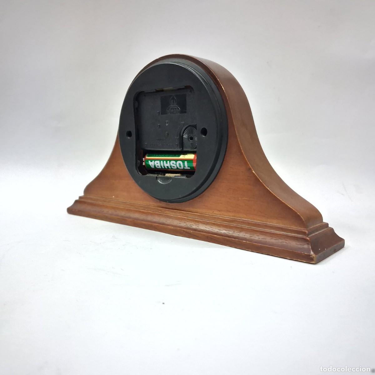 Vintage: Reloj de repisa de madera vintage - Foto 3