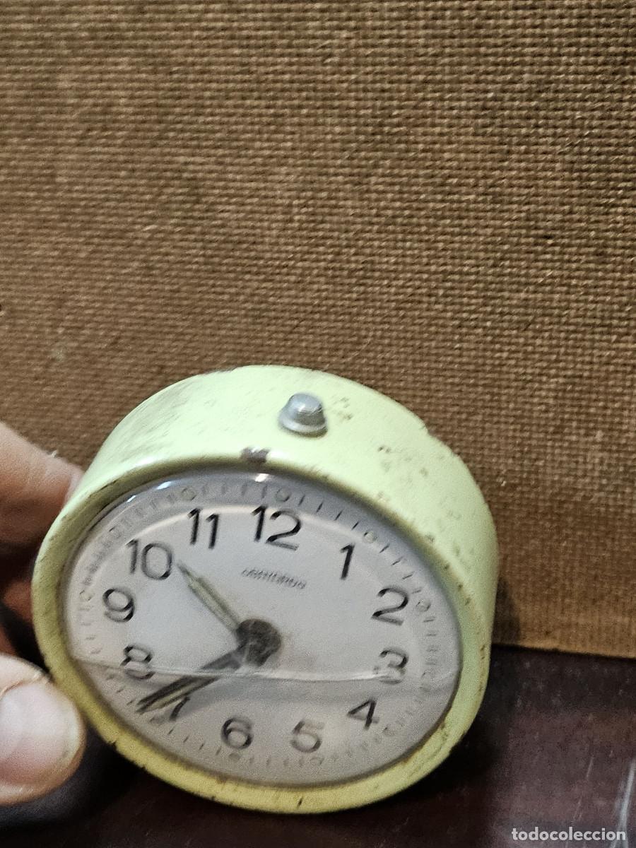 Vintage: reloj despertador de mesa - Foto 2