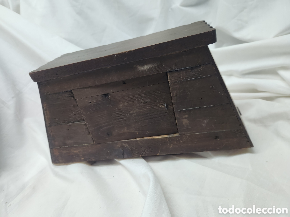 Vintage: ANTIGUO RELOJ DE SOBREMESA DE MADERA RUSTICO. - Foto 3