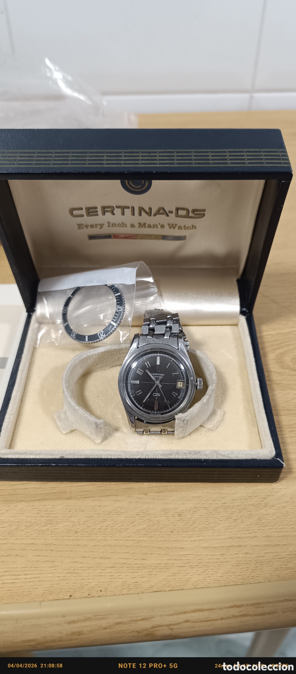 Vintage: Certina DS Red cross