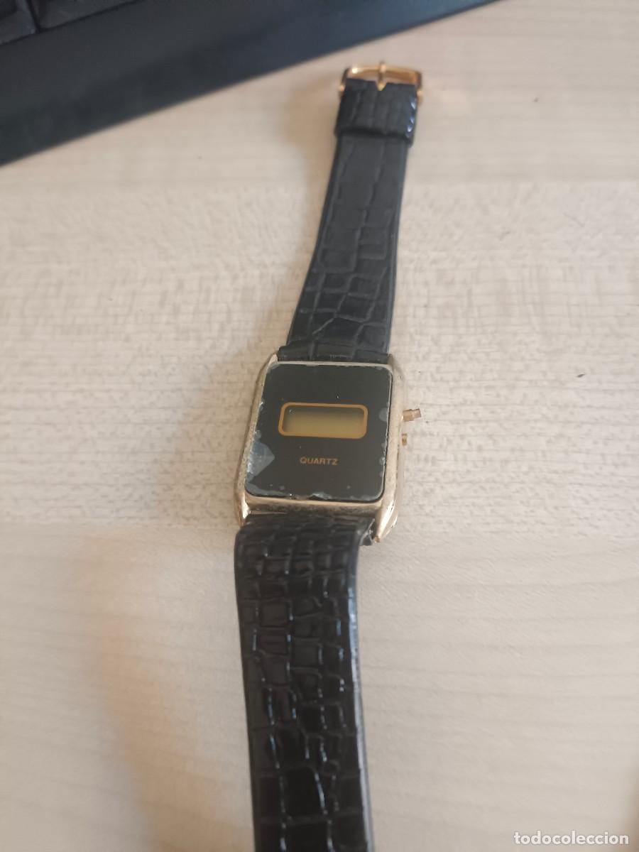 Vintage: QUARTZ * RELOJ DIGITAL ESFERA CUADRADA NEGRA Y DORADA