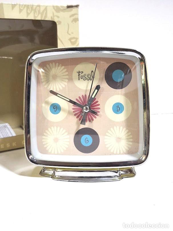 Vintage Uhren: Reloj despertador FOSSIL. Nuevo