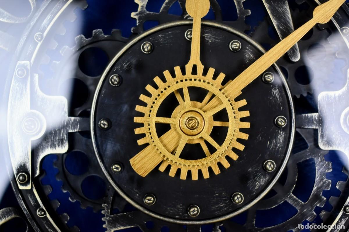Vintage: Bonito reloj de pared Frances en pl&aacute;stico - Foto 2